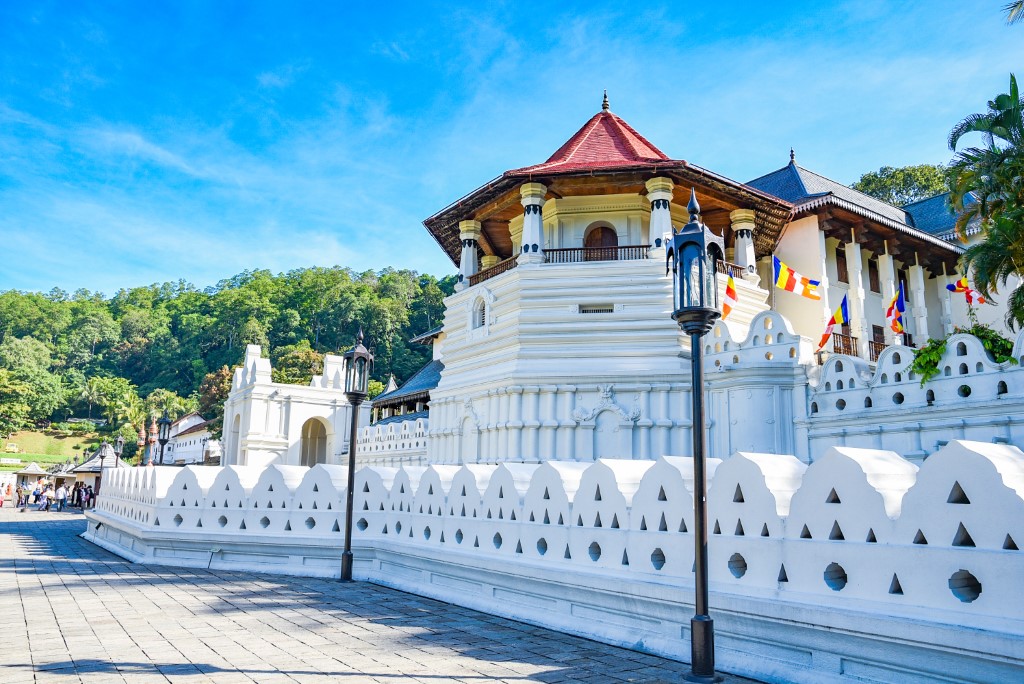 Kandy-Temple-Sri- Dalada-Maligawa